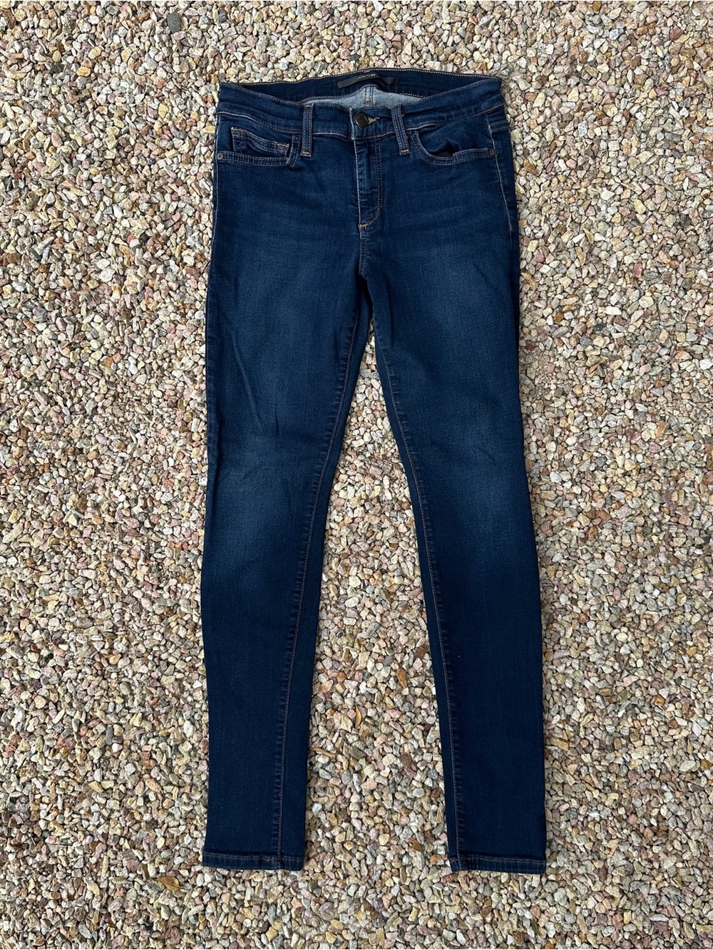 Joe's "skinny petite fit Avita" jeans - size 27